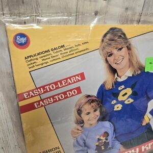 BOYE Loop Embroidery Kit #7250 Sealed Easy-to-Learn Complete Set w/ 20 Transfers